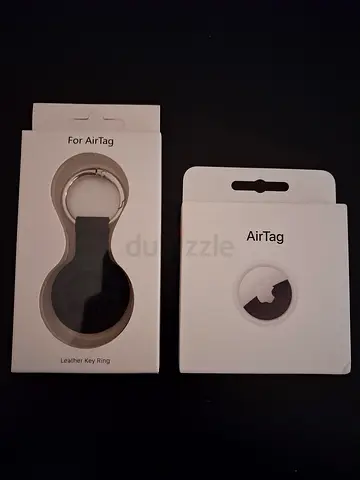 Apple AirTag (brand new in sealed box) - 1 pack with a free airtag holder
