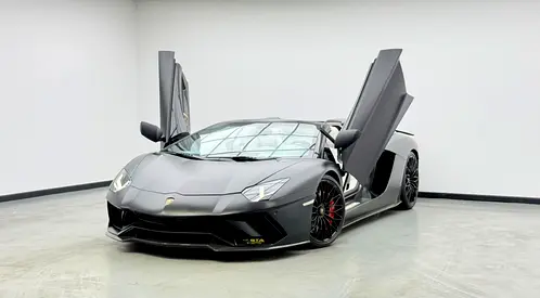 2018 Lamborghini Aventador S, Full Service History, Japanese Specs.