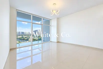 SPACIOUS LAYOUT | VOT | LARGE BALCONY
