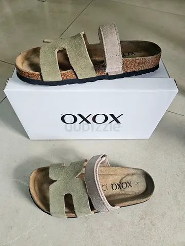 XOXO women's suede cork footbed slide sandals - size not specified, gently used