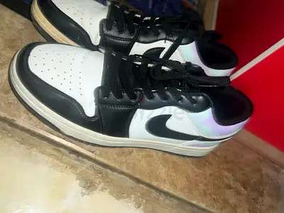 Black & White Nike-style Sneakers — Size Unknown, Good Condition mastercopy