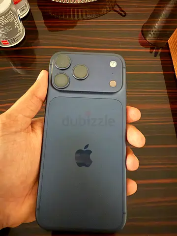 Apple iPhone 17 Pro Max UAE version for Sale
