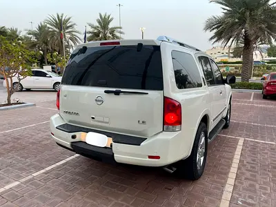 2014 Nissan ARMADA — фото 10