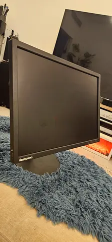 Lenovo ThinkVision T2254pC 22-inch Professional Monitor (HDMI, DP, VGA)