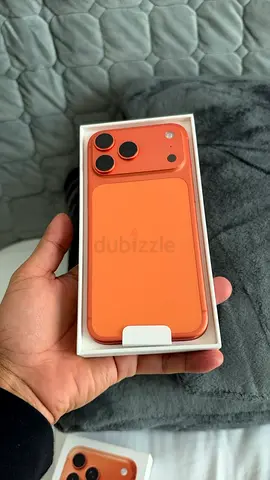 17 Pro Max Orange 1 TB at 3999