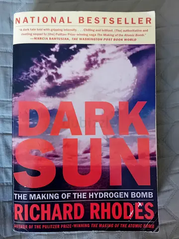 Book - Dark sun (Rhodes)