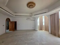 Room for rent in villa