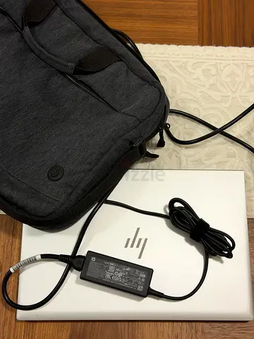 HP EliteBook 840 G8 | Core i7 11th Gen | Excellent Condition | Original Charger & Laptop Bag Include
