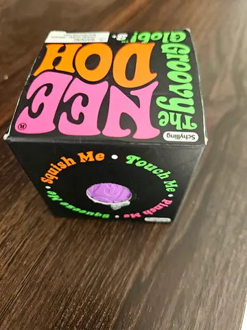Selling viral fidgets, squishies and more for good prices