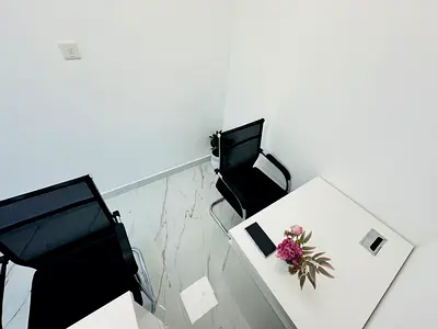 Modern Office Space |Direct from Owner | free Utility