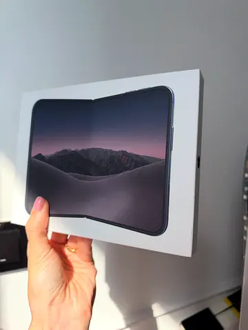 iPhone Duo 2TB UAE VERSION