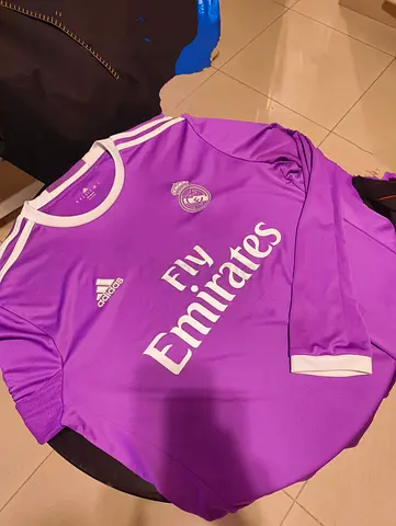 Adidas Real Madrid 2016/17 away long-sleeve jersey in purple - M Size Original