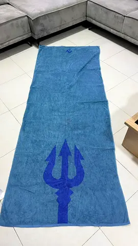 KING SIZE ATLANTIS TOWEL Blue Beach/Pool Towel with Trident Design