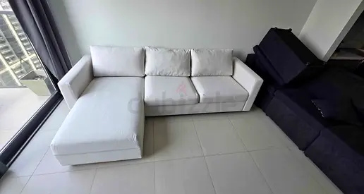 L-shaped Sofa bed with Chaise - Good Condition vimle