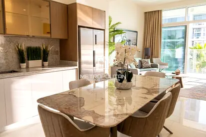 Luxury Apartment | Furnished | Water View | Vacant