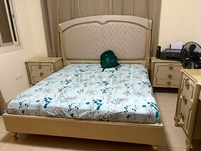 Bed set for sale