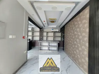3 retail units with mezzanines | Units are interconnected internally | Total area: 1,249 sq. ft. | Available for lease individually or as a combined s