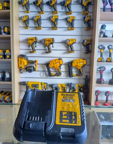 DEWALT DCB112 CHARGER