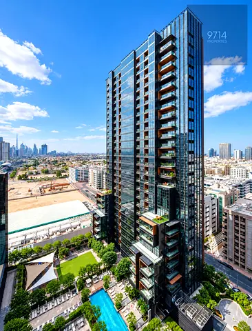 Spacious 1BR | Closed Kitchen | Balcony