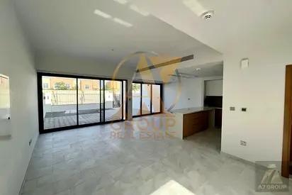 Must See | Vacant | 4BR + Maid | End Unit