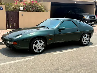 1990 Porsche 928 S4 - Classic V8 Grand Tourer