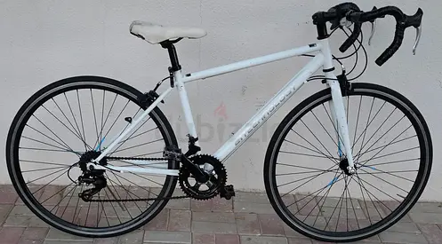 Road bike wheel size 700cc delivery available
