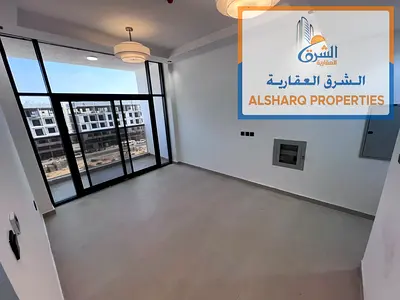 العاليا اول ساكن غرفة ماستر 3 حمامات واجهات زجاجية بإطلالة بانورامية تكييف وتبريد مركزي تشطيبات راقية وحديثة