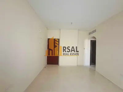 Hot offer 1 Bhk Near Safri mall Near Suchool only Family