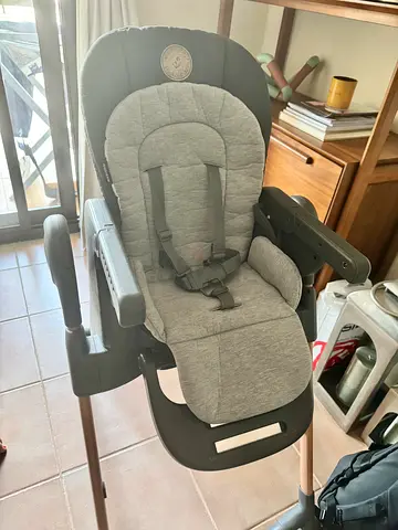 Maxi Cosi Baby High Chair in great condition