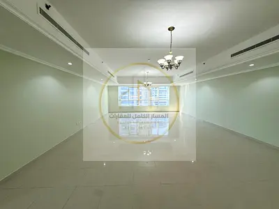 Luxury 4-Bedroom Apartment for Rent in Al Khan, Sharjah, 2,500 Sq. Ft., Sea View, AC Covered by Landlord, 2 Master Bedrooms, Master Maid’s Room, 5 Bat