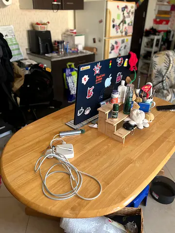 Urgent: dining table for sale