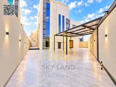 Direct from the owner - 3 floors - includes registration fees, as well as electricity and water .