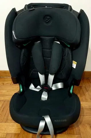 Titan pro I size by maxi cosi ( 1 to 12 years