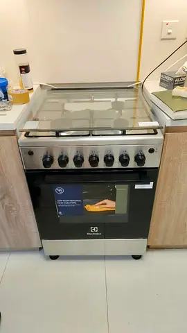 Electrolux Gas Cooker 60cm Mint Use Like New