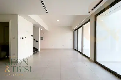Unfurnished | Large Garden | Close to Park