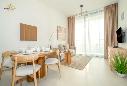 Bright and Sunny - All Bills Inclusive -Spacious