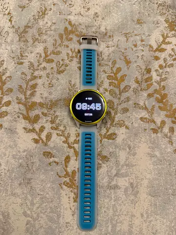 Super workful Garmin Forerunner 570 Hand watch