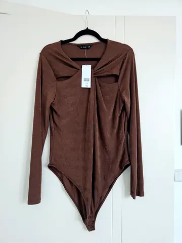 Woman's top body