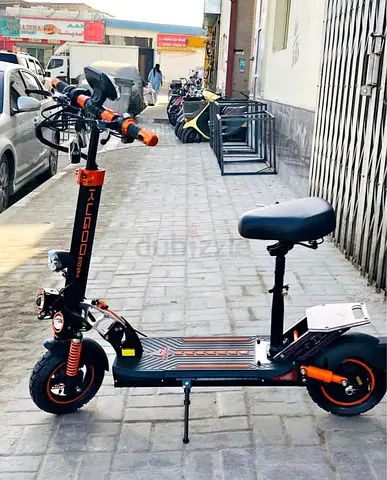 Kugoo D Max Electric Scooter – Powerful & Stylish!