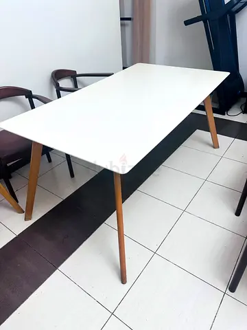 White Scandinavian Style Dining Table with Wooden Legs - Good Condition