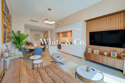 HIGH FLOOR | SEA VIEWS | VACANT NOW