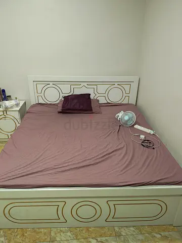 King size bed