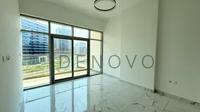 Spacious & Bright | Ready to Move | Community View