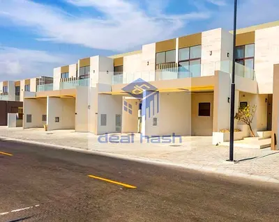 4 BR+MAID | CLOSE TO POOL | BRIGHT & SPECIOUS