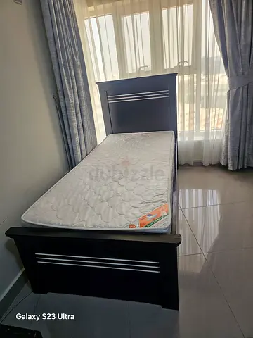 SINGLE COT WITH MATRESS