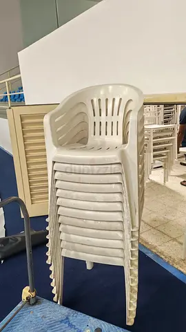 12 piece White Plastic Outdoor/Patio Chair - Good Condition