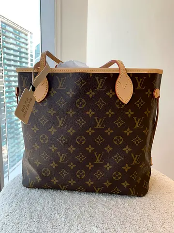 Louis Vuitton Monogram Neverfull MM Tote Bag - Preowned