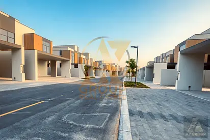 Spacious 3BR | Prime Location | Al Ranim 1