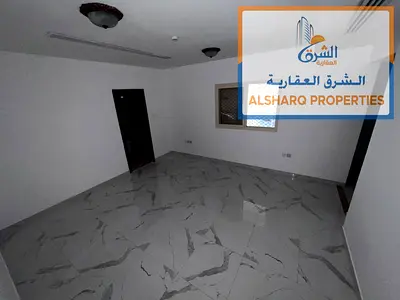 If you are looking for a spacious studio at an affordable price in a convenient, well-serviced loca
