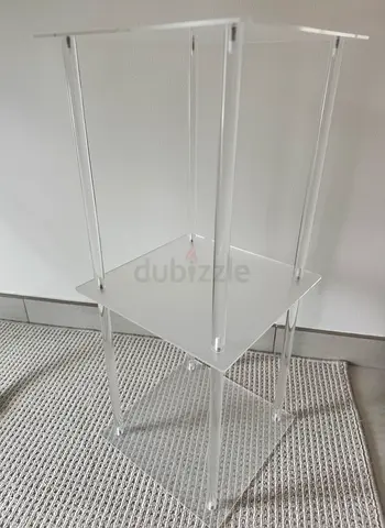 Transparent plastic stand